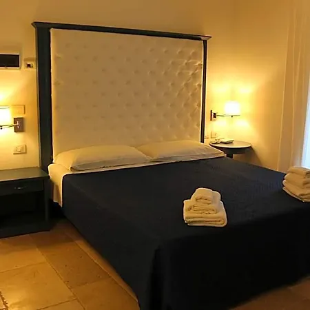 Parco Dei Manieri 호텔 4*